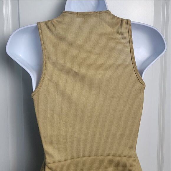 NWT- MISSGUIDED Mini Dress  - Picture 5 of 7